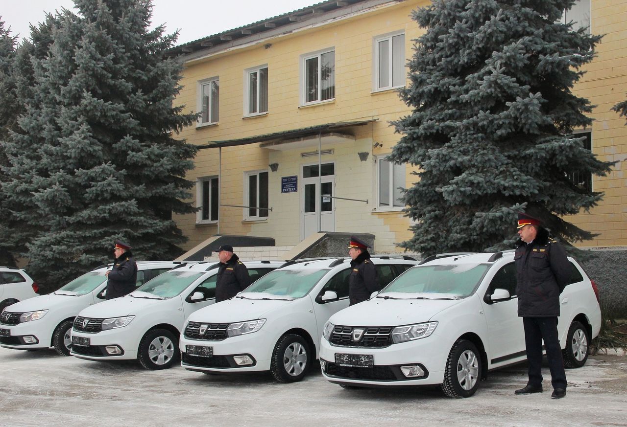 Пенитенциарные учреждения страны получили 14 новых автомобилей