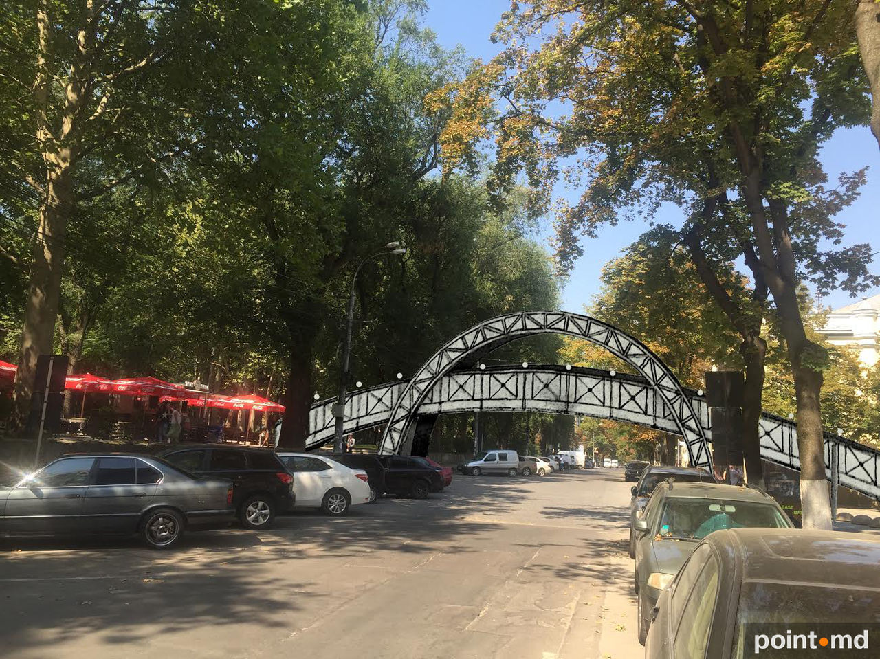 В примэрии положительно оценивают идею моста на пешеходной улице