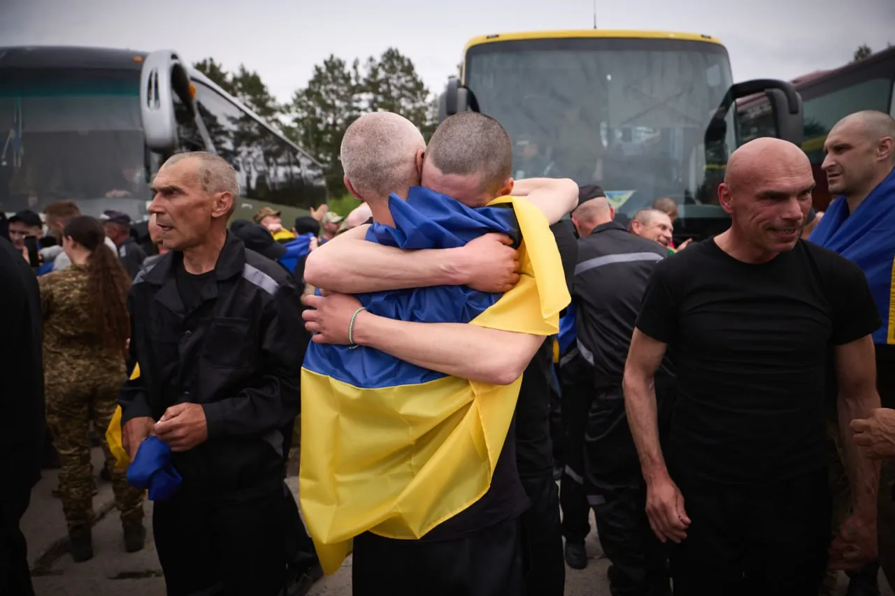 Украина и Россия завершили обмен пленными 1000 на 1000: состоялся последний этап