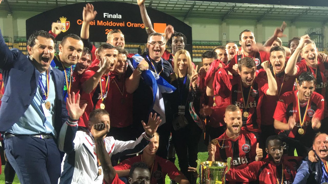 Prima poză a lui Renato Usatîi alături de iubita sa, Sandra Dodon