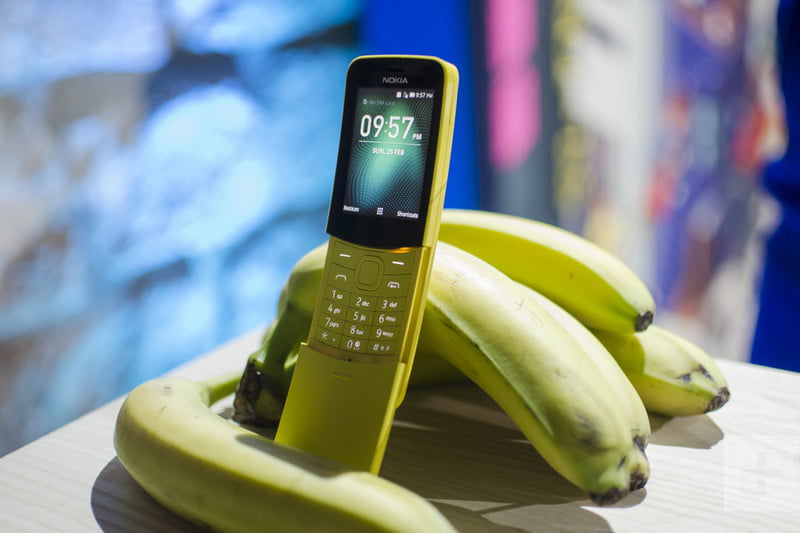 Возрожденный Nokia 8110 представили официально