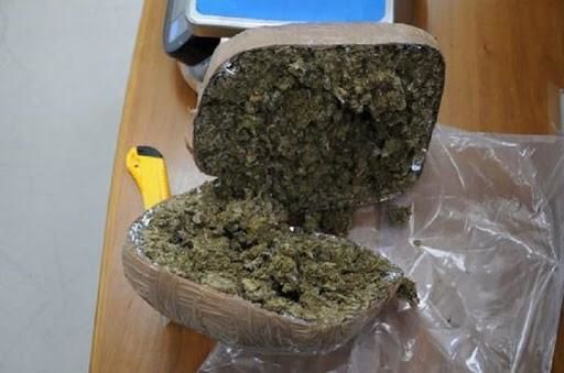 Мужчина задержан в Кишиневе при получении бандероли с марихуаной