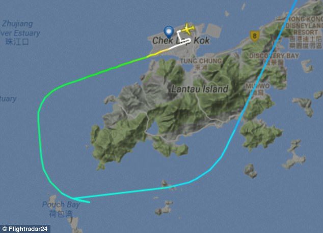 Cамолет Air China едва не врезался в горы из-за ошибки пилота