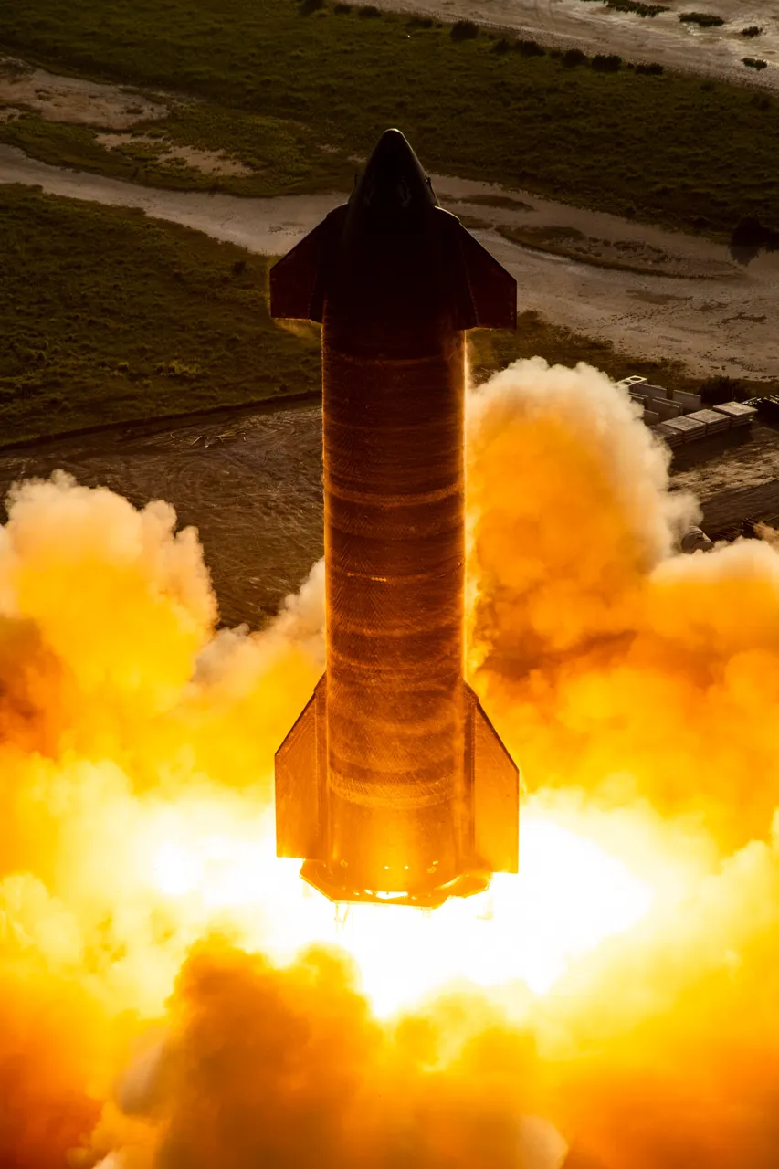 SpaceX провела испытания двигателей нового прототипа космического корабля Starship
