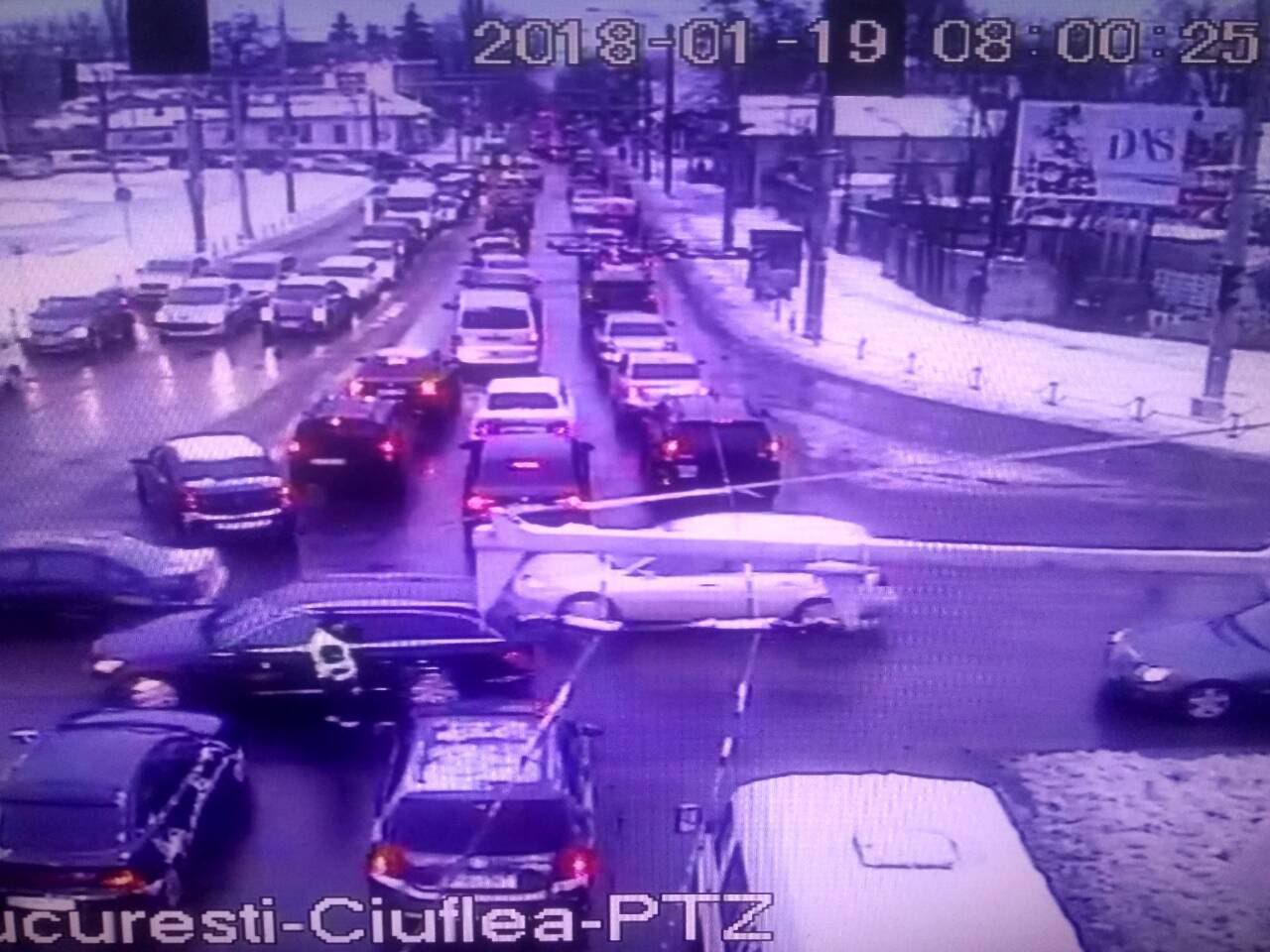 InfoTrafic: На каких улицах Кишинева затруднено движение