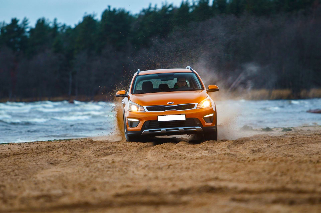 KIA Rio X-Line: Хэтчбэк повышенной проходимости ®