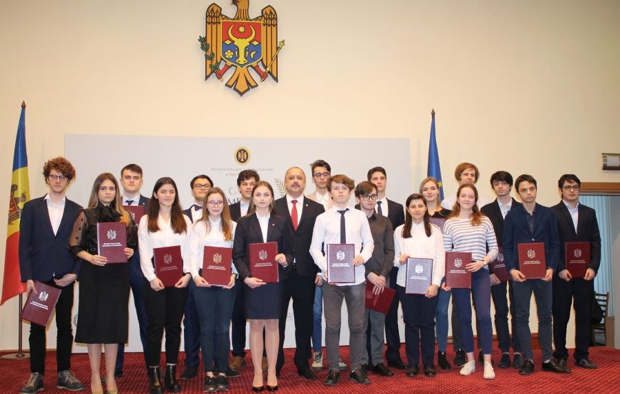 Опубликован список лучших учеников 2019 года