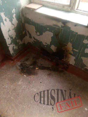 Серия поджогов в столичной многоэтажке: жители обвинили полицию в бездействии