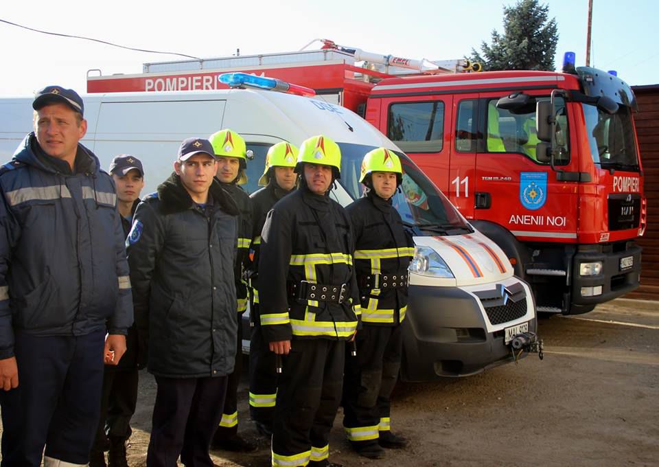 В Новоаненском районе открыли новый пост гражданских спасателей и пожарных
