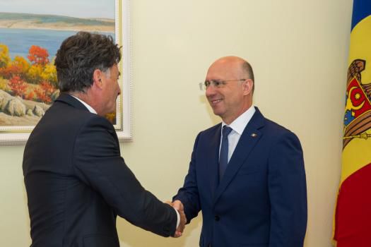 Павел Филип провел встречу с генсеком Международного союза автотранспорта