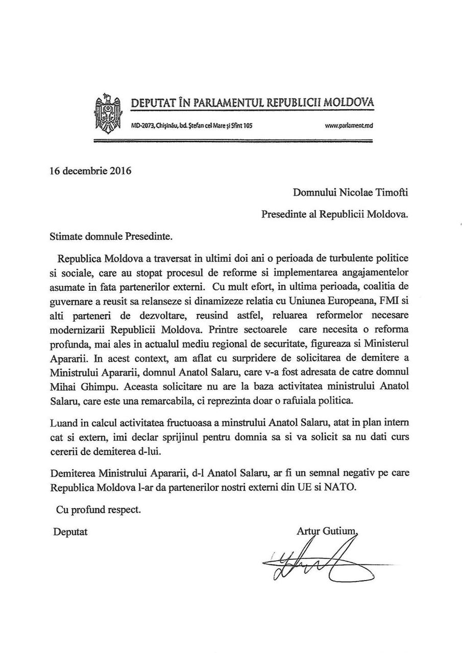 Два депутата ЛП в преддверии Республиканского совета перешли на сторону Анатола Шалару