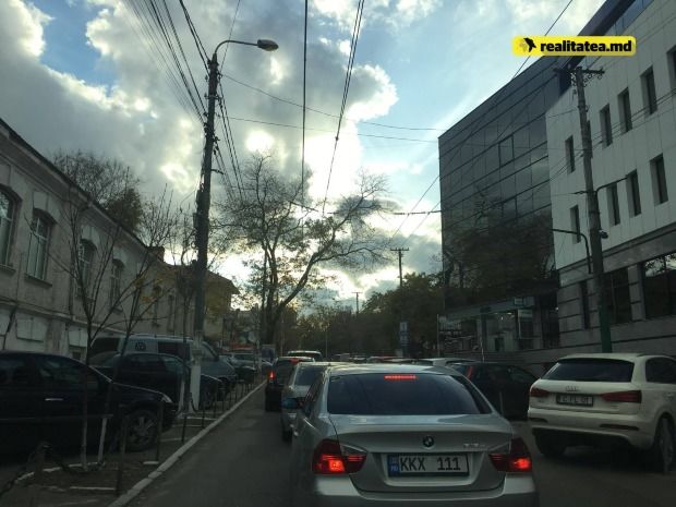 Кишинев погряз в пробках даже в выходной день