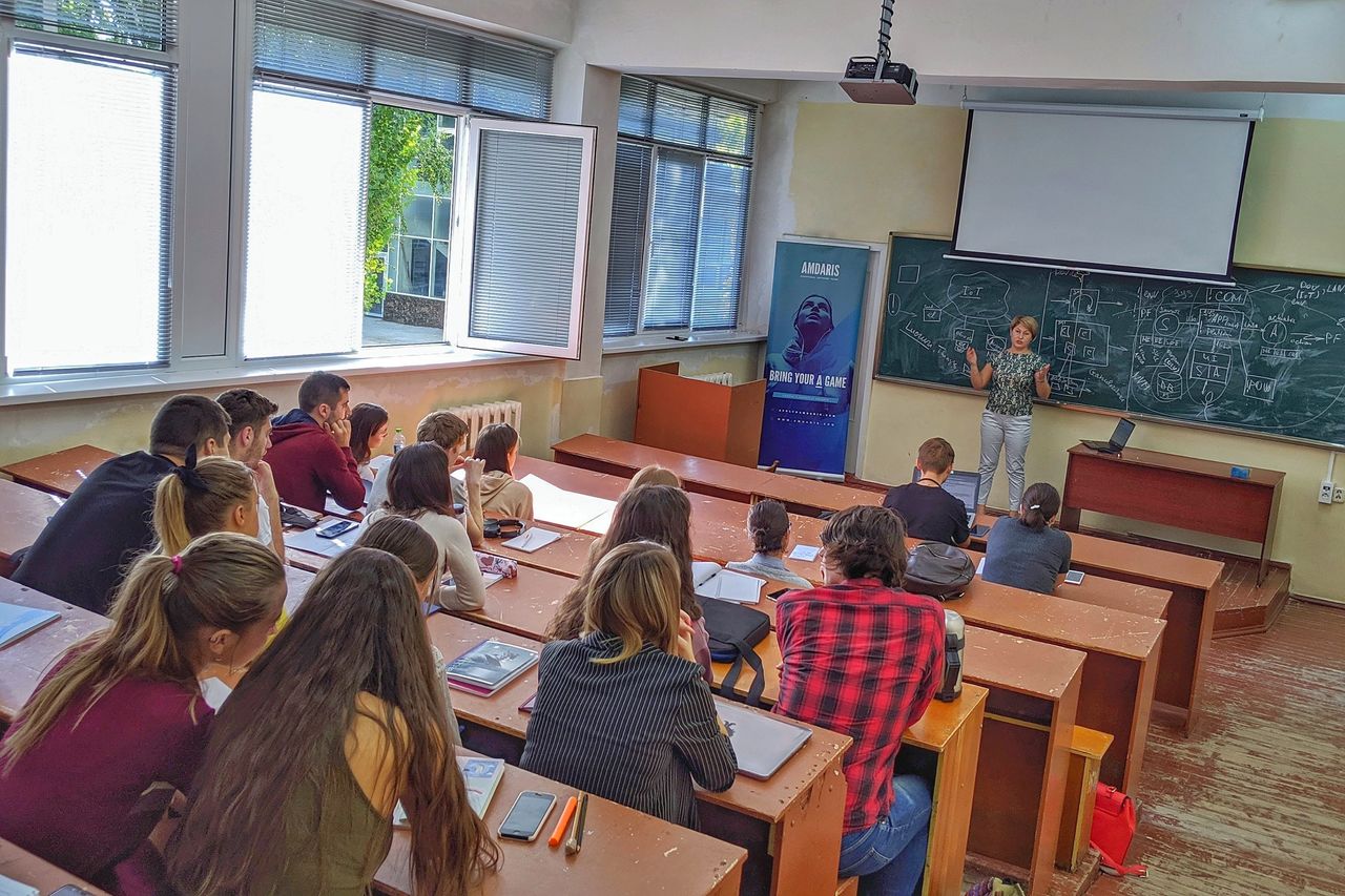 «Качество программного обеспечения» – новый учебный курс ТУМ при поддержке Amdaris ®