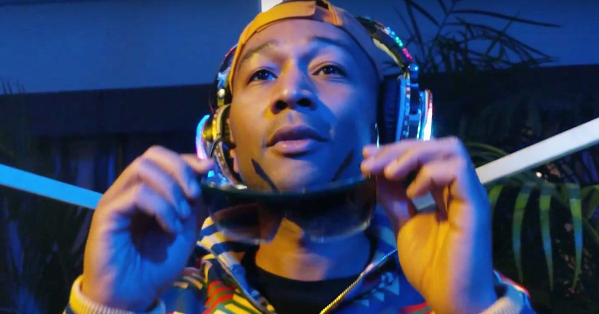 John Legend Ne Invită La O Noapte De Petrecere în Clipul A Good Night
