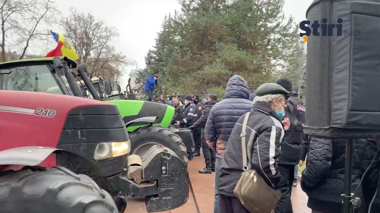 Протест фермеров: перед парламентом произошли столкновения с полицией