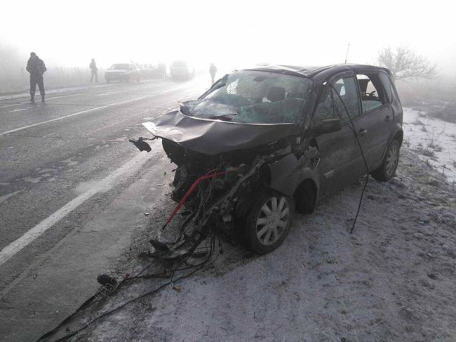 В ДТП на трассе Кишинев-Оргеев пострадали 3 человека и сгорел автомобиль