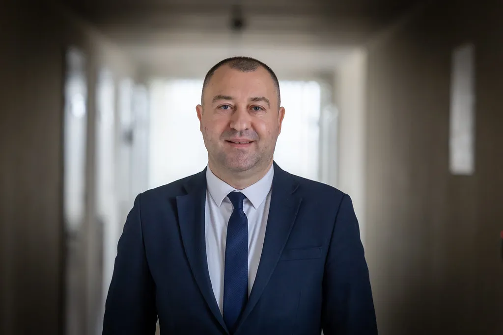 Comisia pentru politică externă a avizat candidaturile a patru noi ambasadori