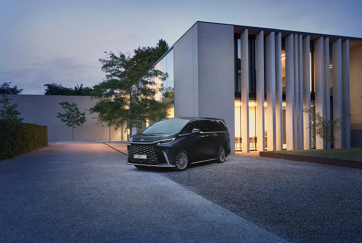 Lexus Chișinău: Cпециальные цены на автомобили в наличии