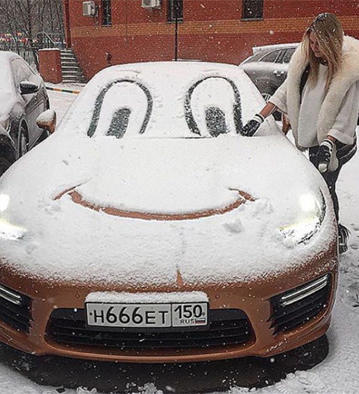 Viaţă de huzur! Cum o duc puştii foarte bogaţi din Rusia. Trăiesc în lux pe spatele părinţilor