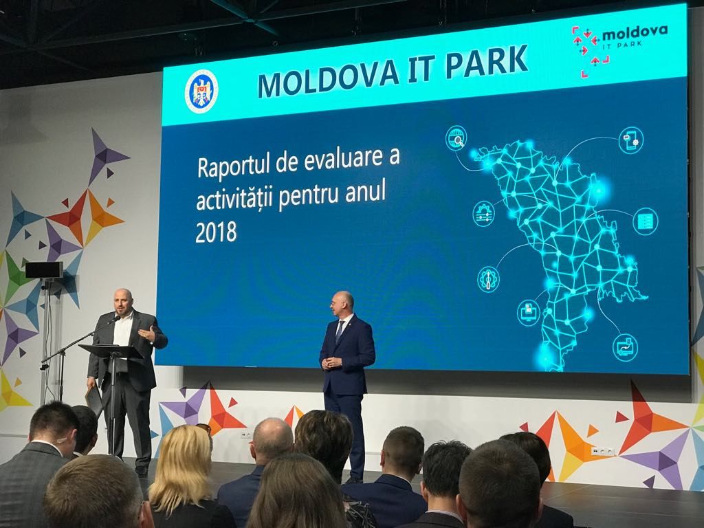 Средняя зарплата работников Moldova IT Park составляет 27900 леев
