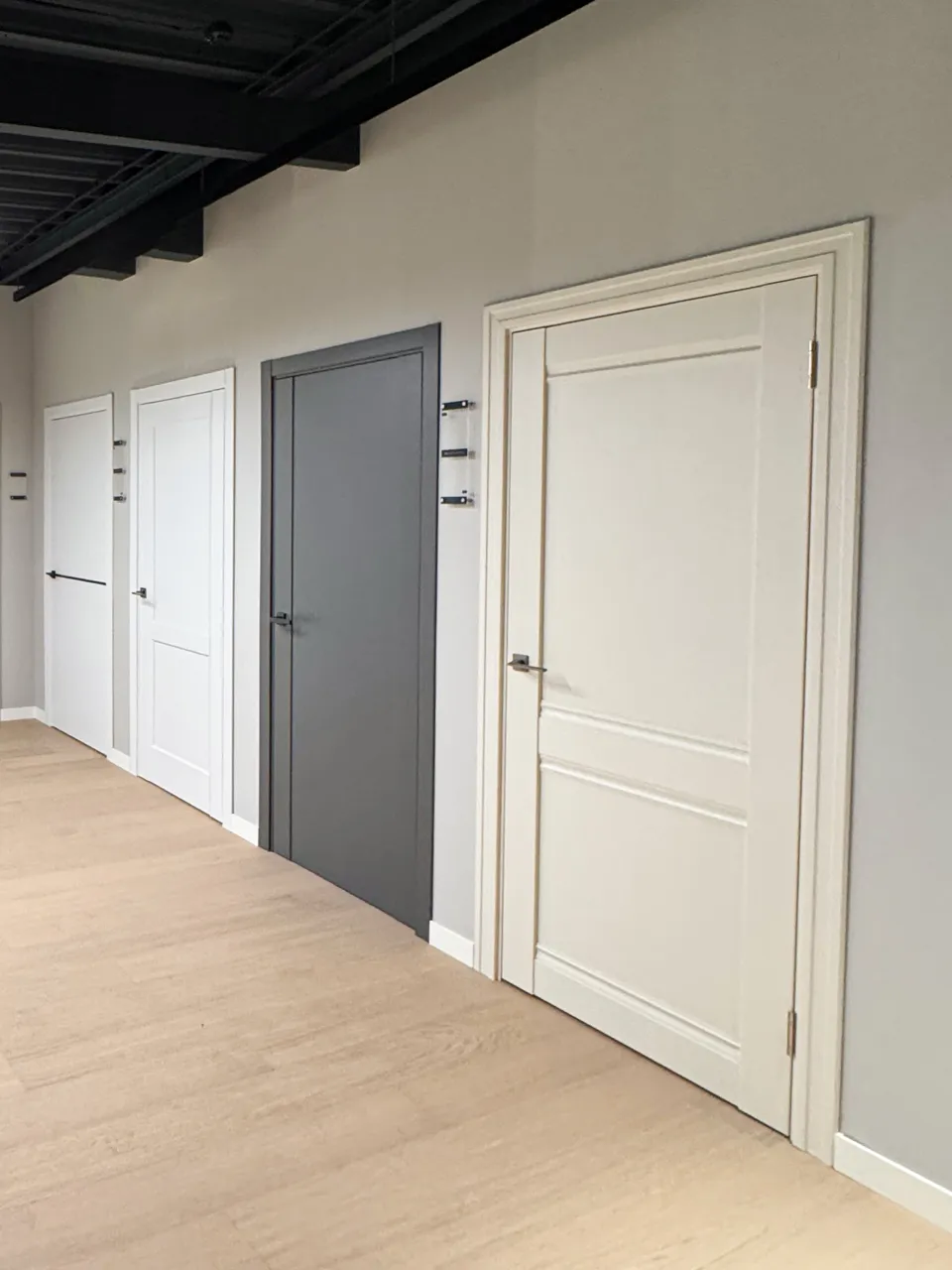 Deco Porta — новый шоурум с доступными ценами на двери, паркет, ламинат, SPC — всё в одном месте