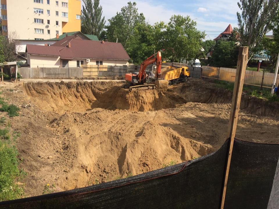 На Буюканах разворачивается очередная незаконная стройка