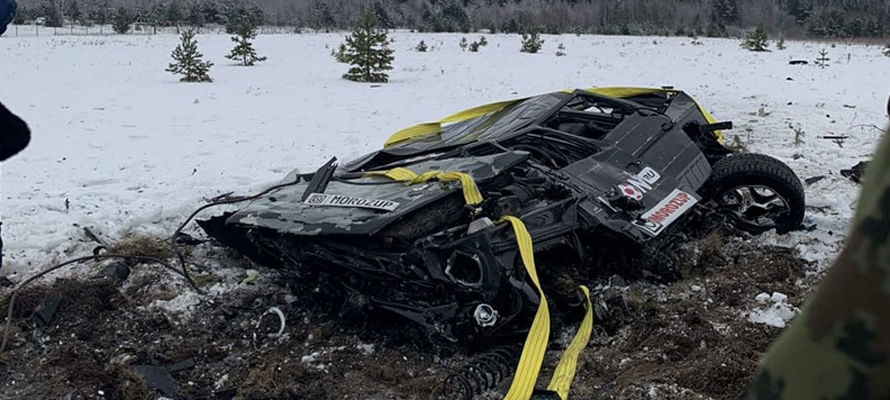 В России ради забавы с вертолета сбросили Gelandewagen