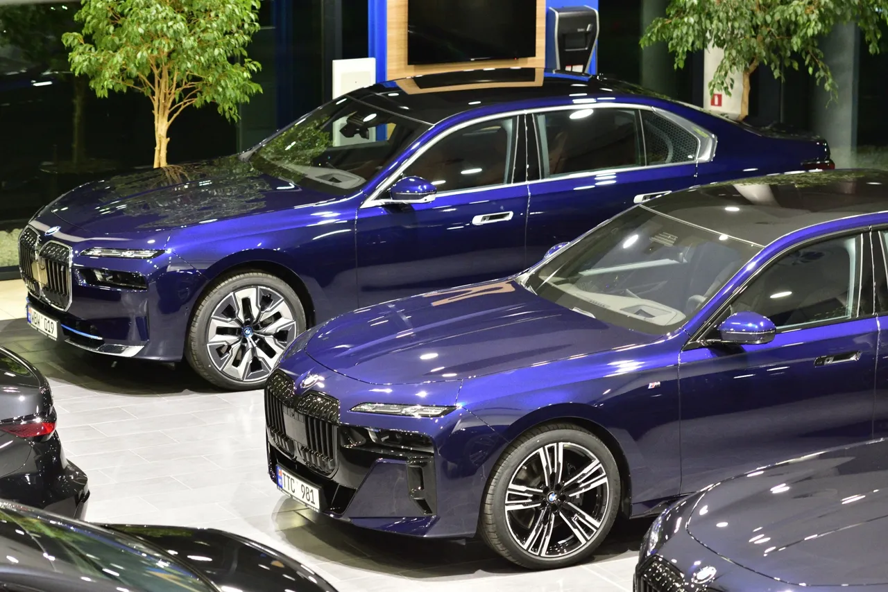 Высоких гостей на саммите 1 июня будут перевозить на роскошных BMW