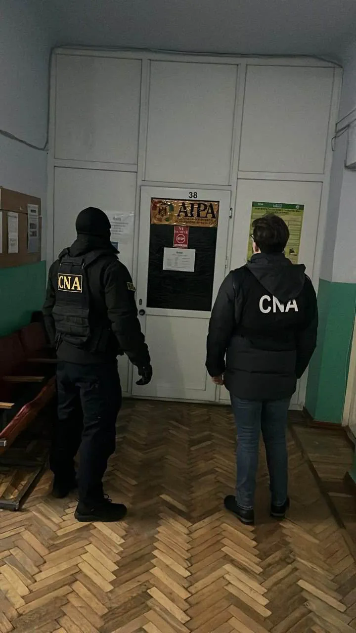 "Субсидии были выданы незаконно”: сотрудники НЦБК проводят обыски по всей стране