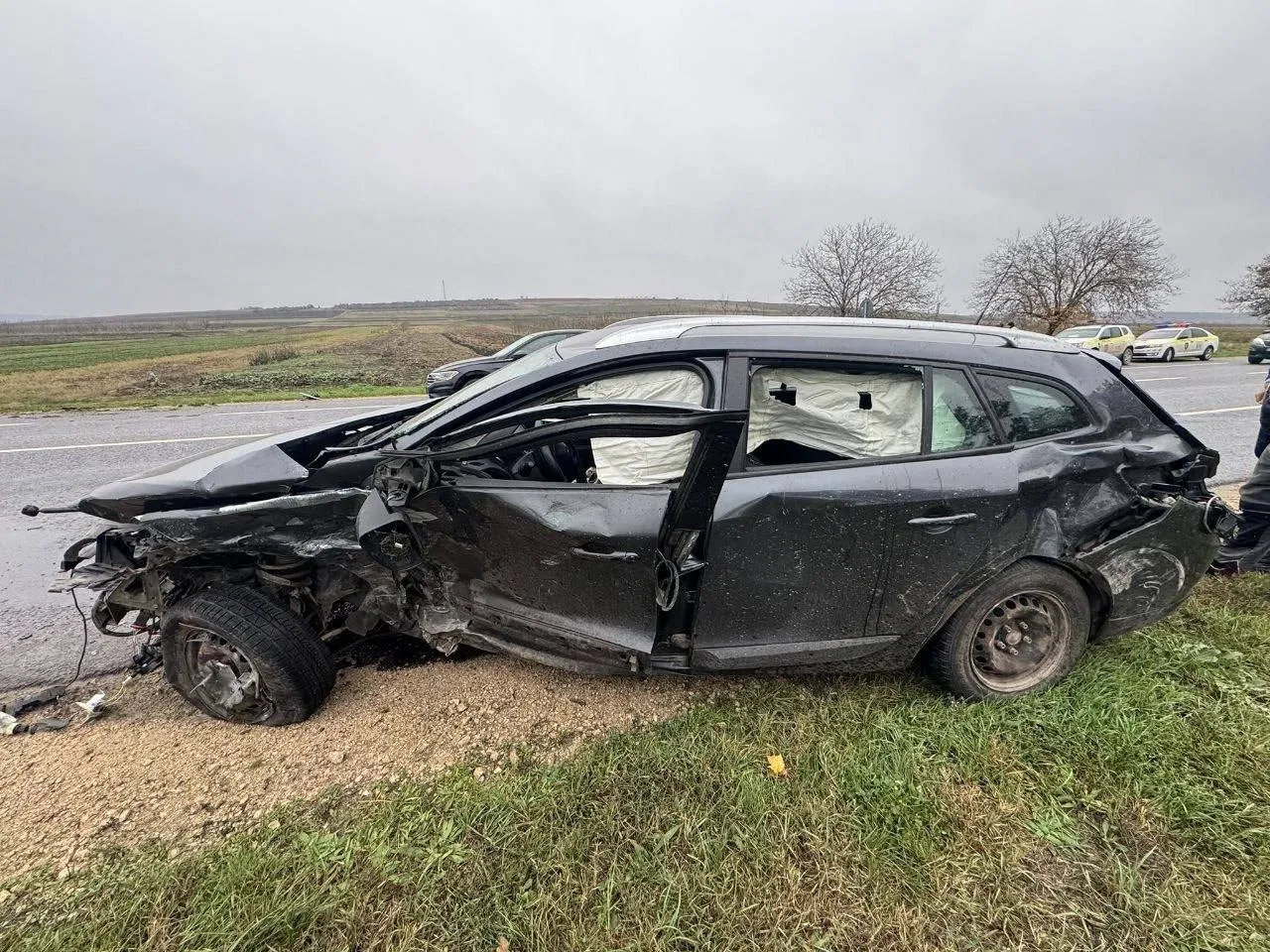 В Теленештском районе столкнулись два автомобиля: один человек погиб