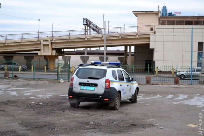 В Одессе под Потемкинской лестницей нашли человеческий скелет