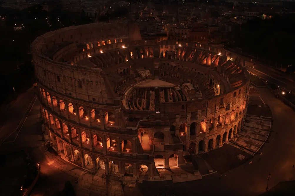Pe Airbnb va fi posibil de închiriat Colosseumul pentru o luptă de gladiatori