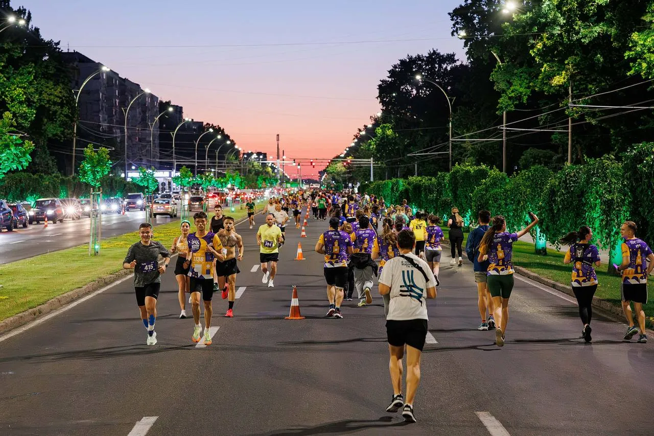 Chisinau 10 km Night Run: Первый ночной забег, который осветил город