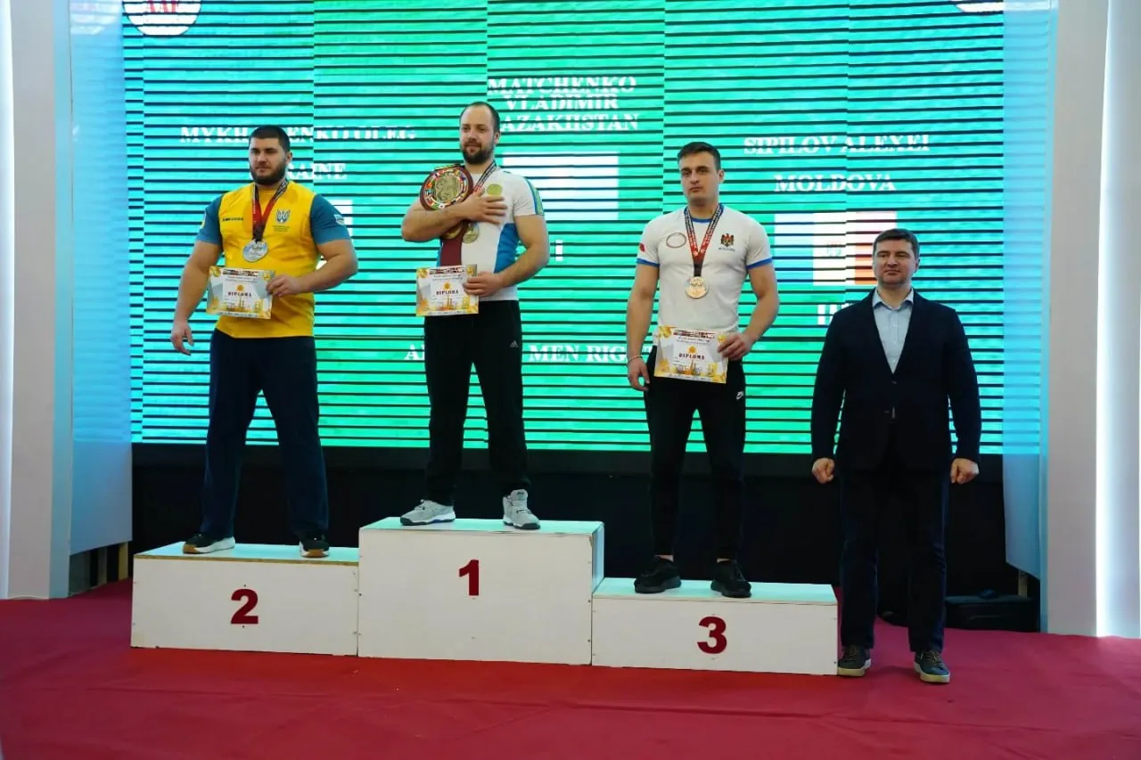 Sportivii moldoveni, medaliați la Cupa Mondială de Armwrestling