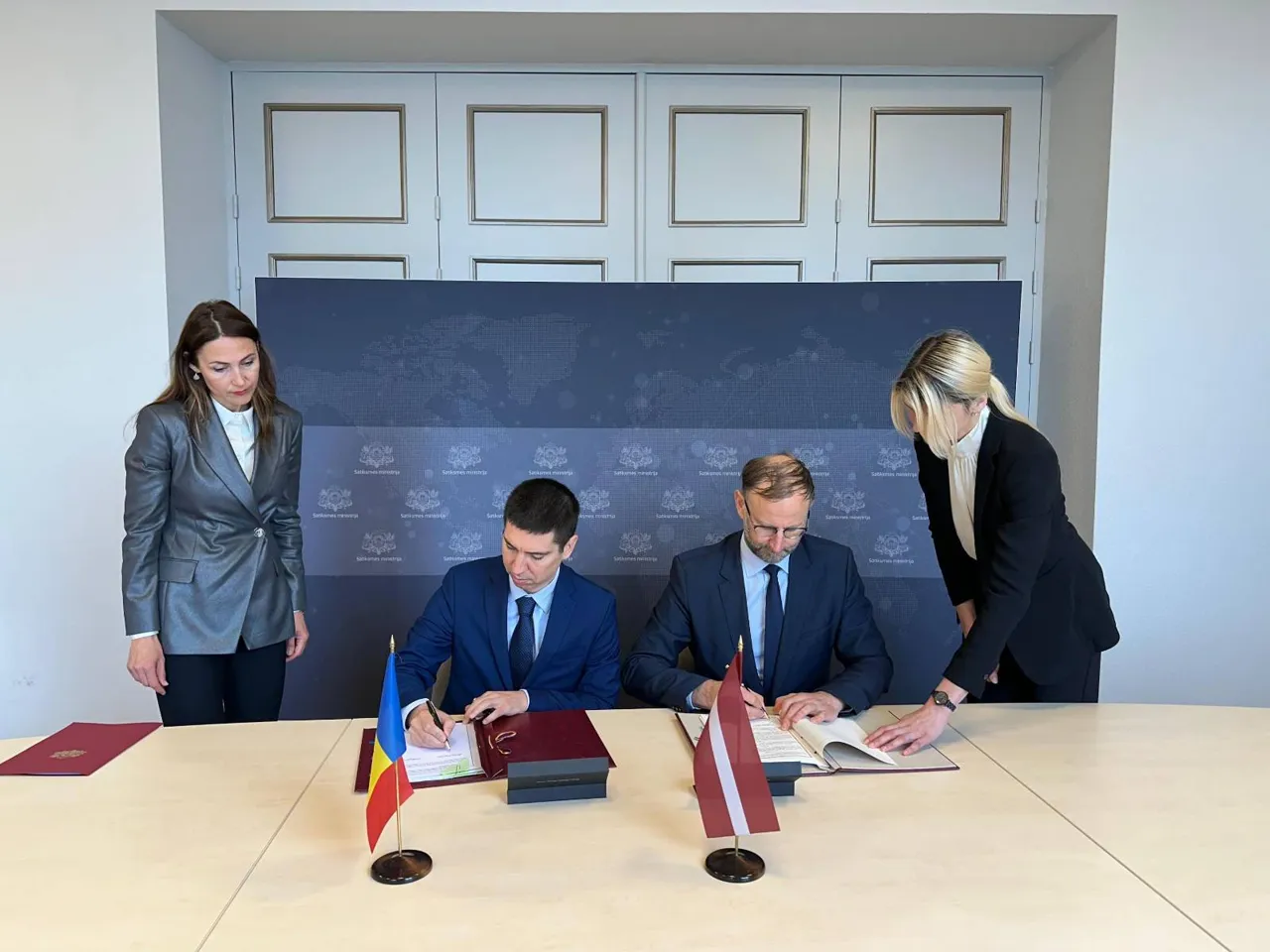 Permisele de conducere moldovenești și letone vor fi recunoscute și convertite reciproc