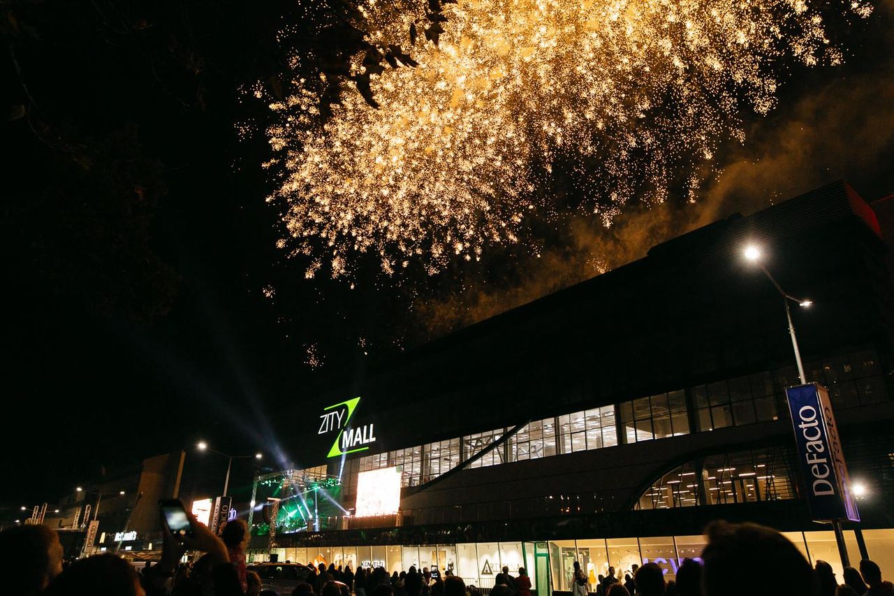 Торговый центр «Zity Mall» отпраздновал первый год своей работы ®