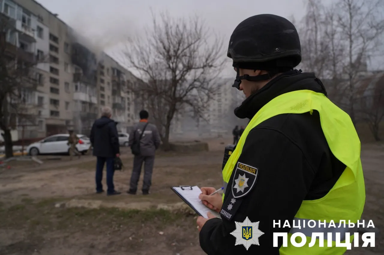 Российский ракетный удар по Сумам: ранены около 100 человек, в том числе дети