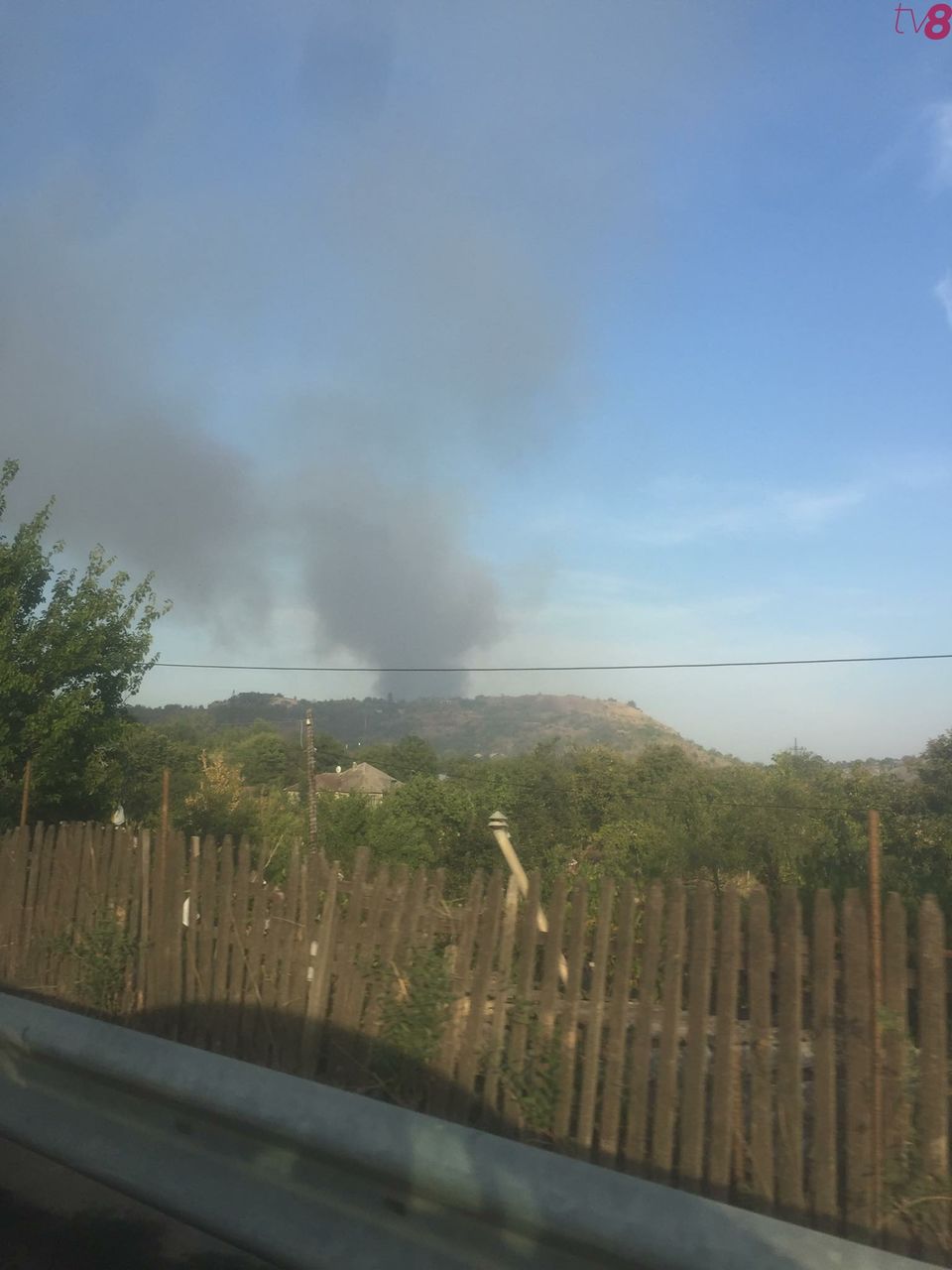 В Оргееве загорелась мусорная свалка