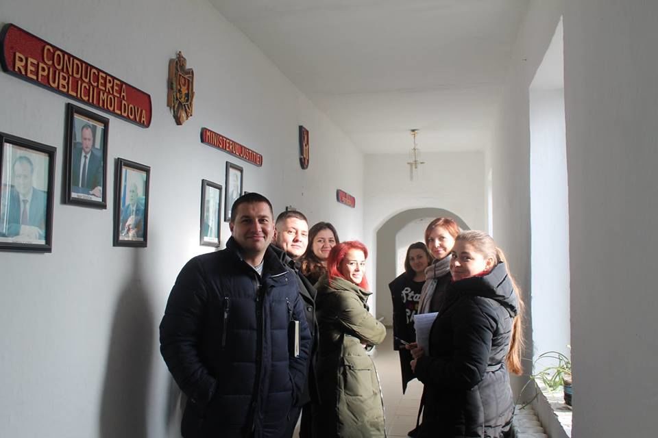 Студенты в рамках форума по борьбе с пытками посетили тюрьму в Кагуле