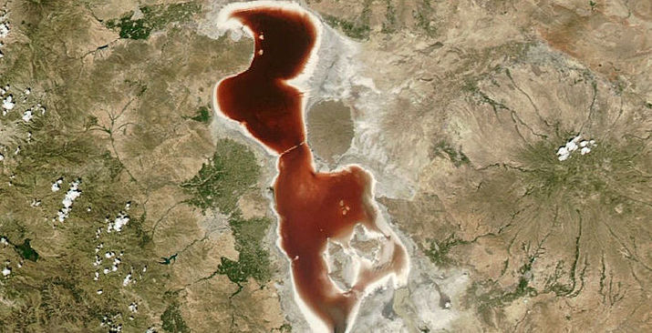 озеро, иран