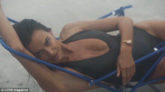 irina shayk, plaja