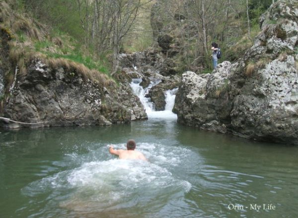 valea morilor, scaldat