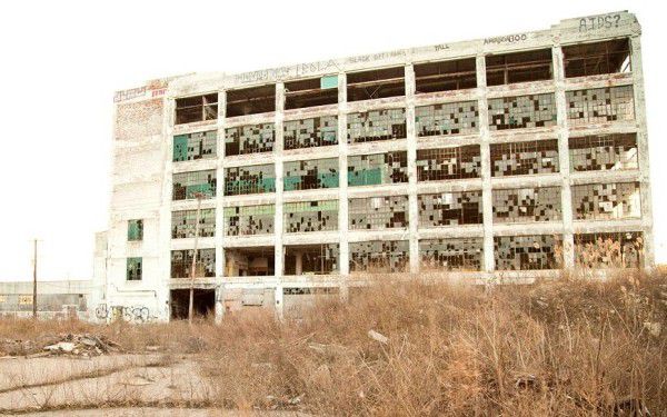 descoperire, detroit