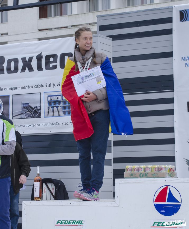 Молдавские бегуны покорили Румынию, победив в песчаном марафоне в Мамая