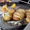 купить Товар для пикника Weber W6435 Tava din inox Deluxe Grilling Pan 30x44cm в Кишинёве 