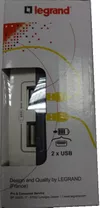 cumpără Adaptor electric Legrand 694671 Fisa 1x2P+T+2xincarcator USB în Chișinău 