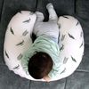 купить Подушка для мам BabyJem 082 Perna pentru alaptat 2 in 1 Nursing Pillow Botanic Leaves в Кишинёве 