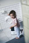 cumpără Oală BabyBjorn 058028A Reductor pentru toaleta Toilet Training Seat White/Grey în Chișinău 
