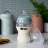 Бутылочка пластиковая Tommee Tippee (0+ мес) 260 мл 