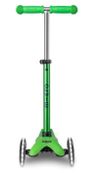 cumpără Trotinetă Micro MMD174 Mini Deluxe LED Green Blue în Chișinău 